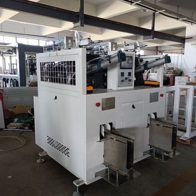 เครื่องทำกล่องอาหารกลางวันแบบใช้แล้วทิ้ง 3KW ZPJ-700